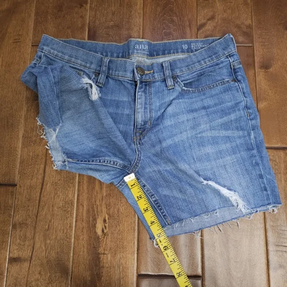 a.n.a. Jean shorts size 10 - Picture 7 of 12